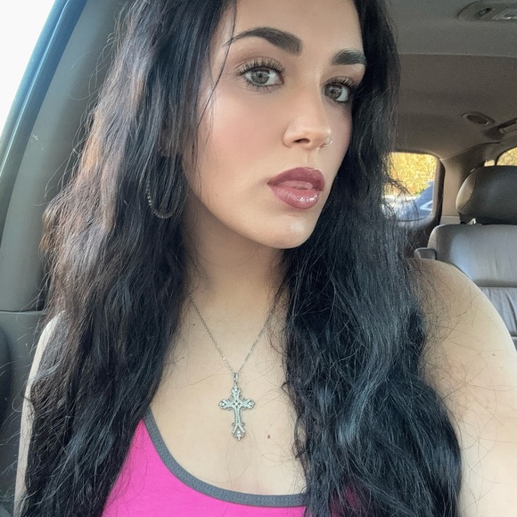 Meet your Posher, Ava - Picture 2 of 2